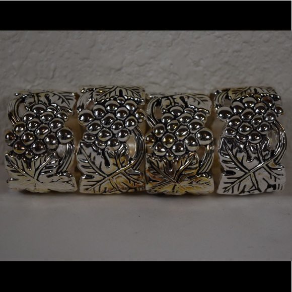 VINTAGE SILVER PLATED NAPKIN RINGS⭐️ - Picture 4 of 9